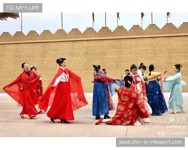 世界冠军穿汉服亮相：传统与荣耀的完美交融