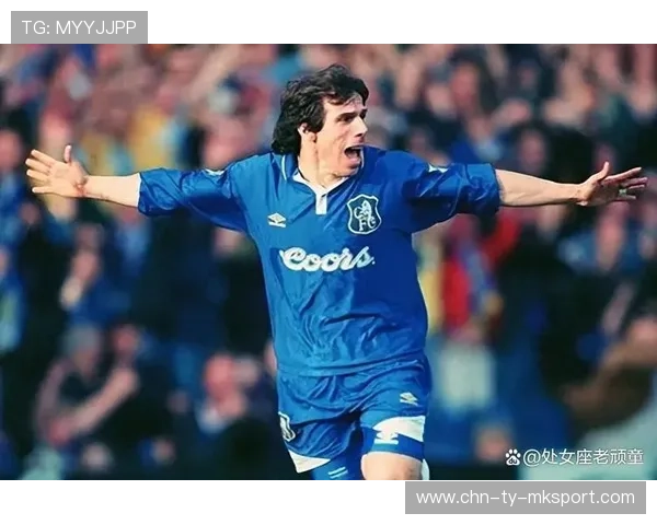 切尔西长传直塞创造绝佳突破机会：展现足球战术的精彩时刻