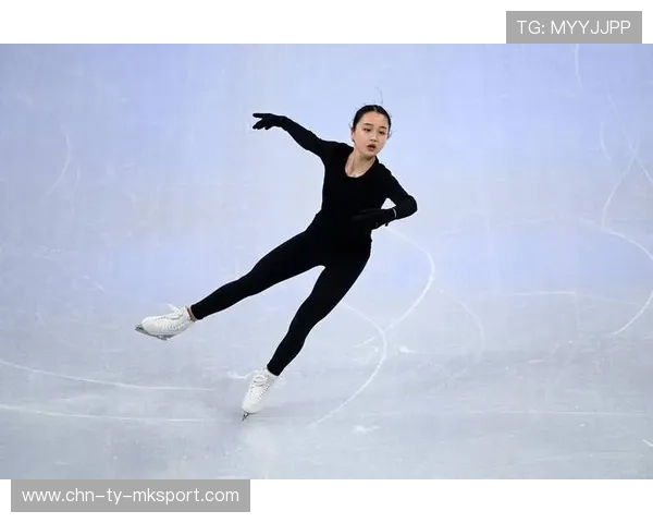 花样滑冰冠军训练照：太美了